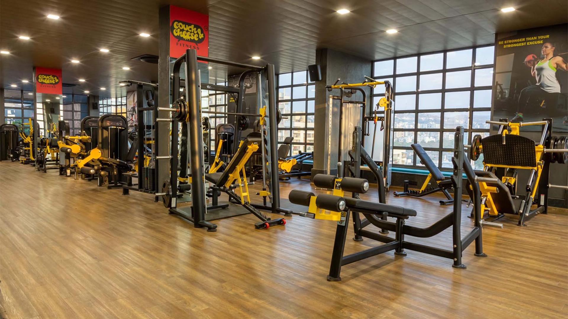 Peralatan gym premium terbaru 2026 untuk bisnis fitness komersial di Indonesia